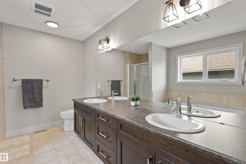 34 Nault Crescent, St. Albert, AB - Indoor Photo Showing Bathroom
