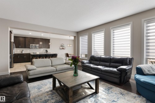34 Nault Crescent, St. Albert, AB - Indoor Photo Showing Living Room
