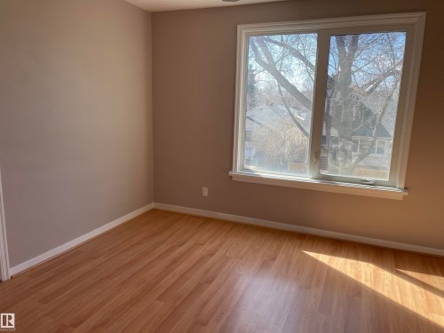 11161 96 Street, Edmonton, AB - Indoor Photo Showing Other Room
