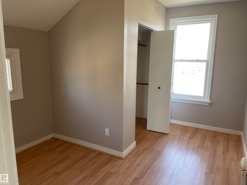 11161 96 Street, Edmonton, AB - Indoor Photo Showing Other Room