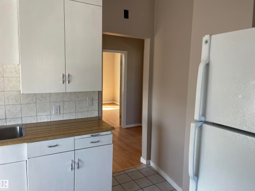 11161 96 Street, Edmonton, AB - Indoor Photo Showing Kitchen
