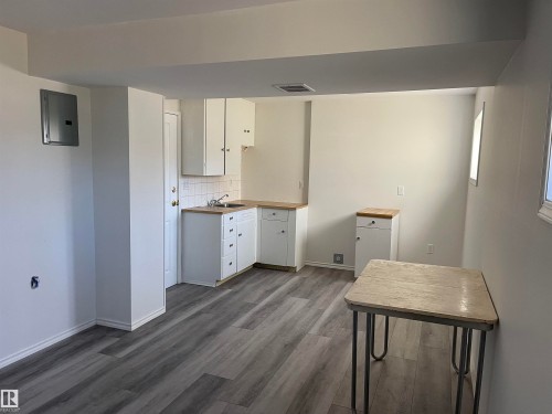 11161 96 Street, Edmonton, AB - Indoor