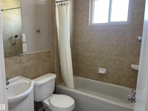 11161 96 Street, Edmonton, AB - Indoor Photo Showing Bathroom