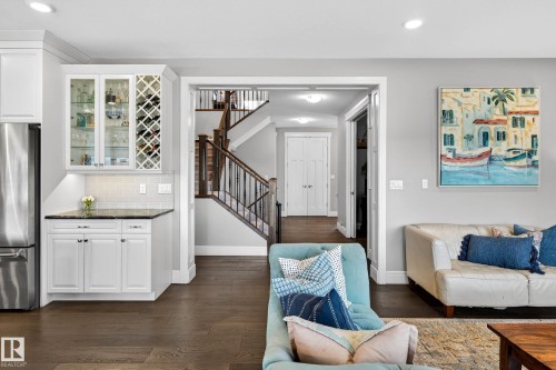 9036 24 Avenue, Edmonton, AB - Indoor Photo Showing Living Room