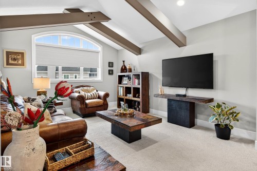 9036 24 Avenue, Edmonton, AB - Indoor Photo Showing Living Room