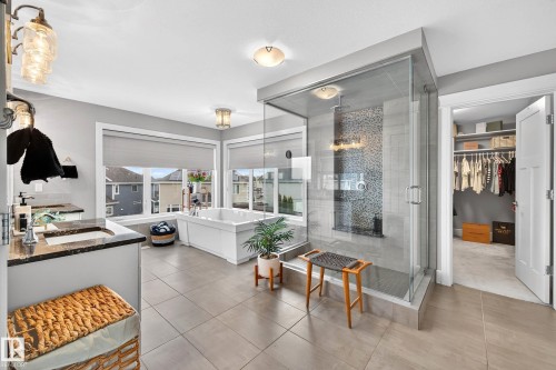 9036 24 Avenue, Edmonton, AB - Indoor