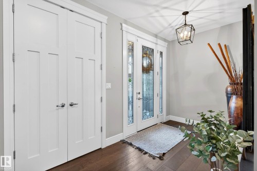 9036 24 Avenue, Edmonton, AB - Indoor Photo Showing Other Room