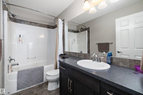 1310 114B Street, Edmonton, AB - Indoor Photo Showing Bathroom