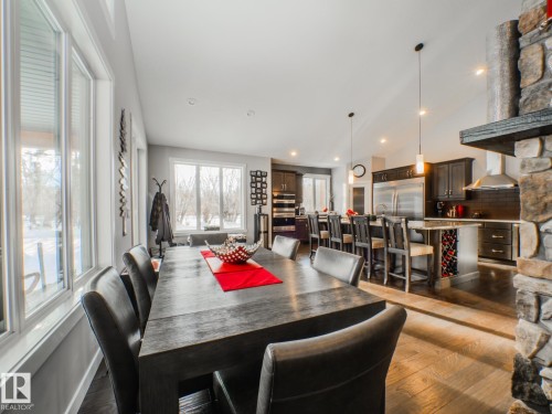 231 75 Street, Edmonton, AB - Indoor Photo Showing Dining Room