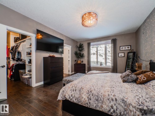 231 75 Street, Edmonton, AB - Indoor Photo Showing Bedroom