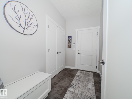 231 75 Street, Edmonton, AB - Indoor Photo Showing Other Room
