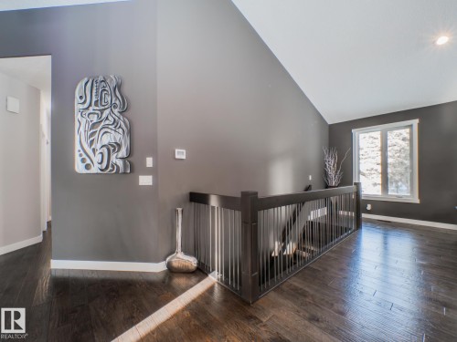 231 75 Street, Edmonton, AB - Indoor Photo Showing Other Room