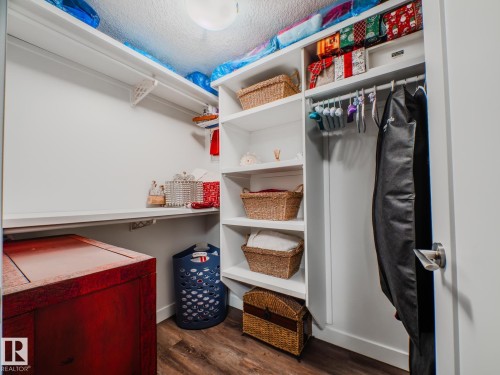 231 75 Street, Edmonton, AB - Indoor With Storage