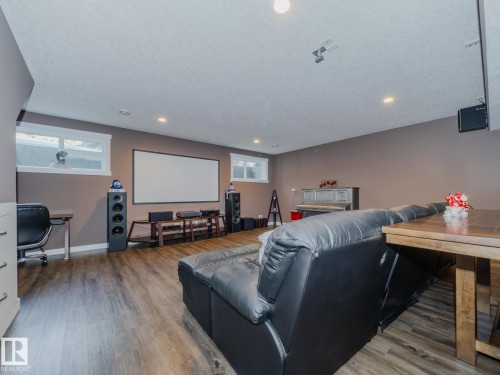 231 75 Street, Edmonton, AB - Indoor
