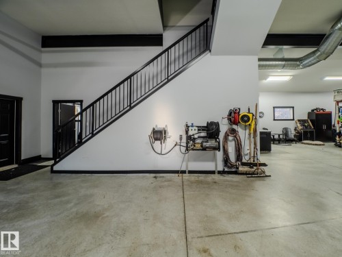 231 75 Street, Edmonton, AB - Indoor