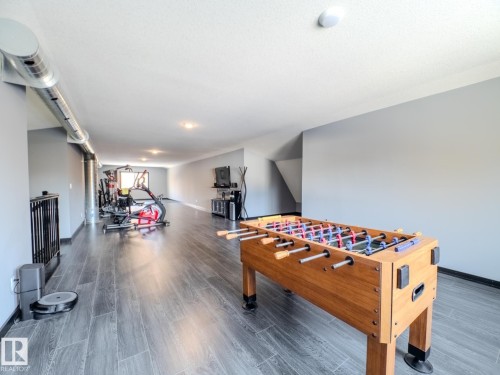 231 75 Street, Edmonton, AB - Indoor Photo Showing Other Room