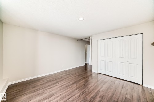 1404 11307 99 Avenue, Edmonton, AB - Indoor Photo Showing Other Room