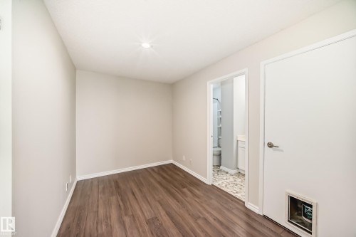1404 11307 99 Avenue, Edmonton, AB - Indoor Photo Showing Other Room