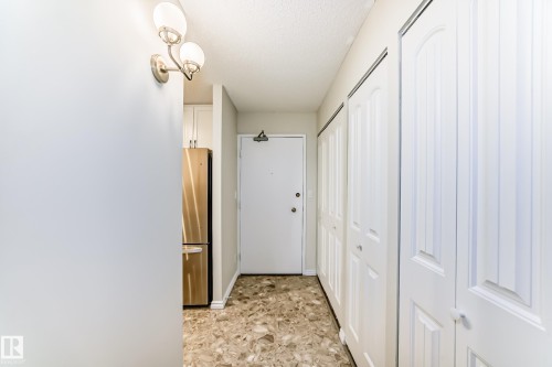 1404 11307 99 Avenue, Edmonton, AB - Indoor Photo Showing Other Room