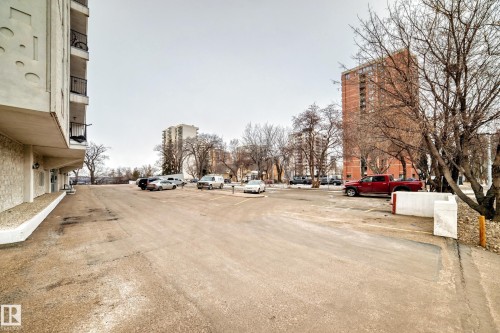 1404 11307 99 Avenue, Edmonton, AB - Outdoor