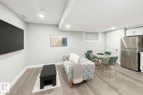 6222 172A Avenue, Edmonton, AB - Indoor