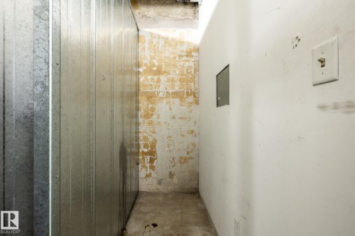 305 10024 Jasper Avenue, Edmonton, AB - Indoor