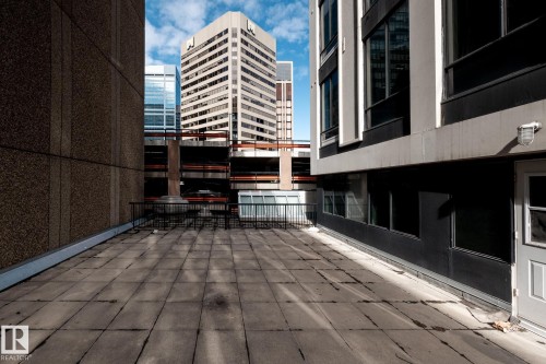 305 10024 Jasper Avenue, Edmonton, AB - Outdoor