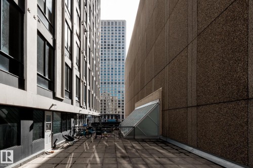 305 10024 Jasper Avenue, Edmonton, AB - Indoor Photo Showing Other Room