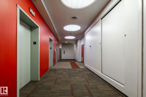 305 10024 Jasper Avenue, Edmonton, AB - Indoor Photo Showing Other Room
