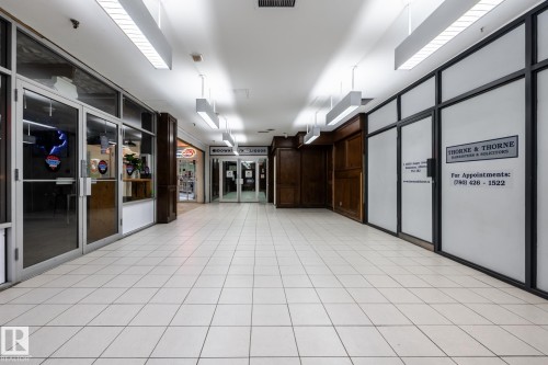 305 10024 Jasper Avenue, Edmonton, AB - Indoor Photo Showing Other Room