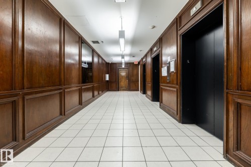 305 10024 Jasper Avenue, Edmonton, AB - Indoor Photo Showing Other Room