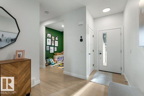 20876 131 Avenue, Edmonton, AB - Indoor Photo Showing Other Room