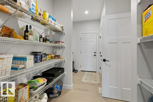 20876 131 Avenue, Edmonton, AB - Indoor Photo Showing Other Room