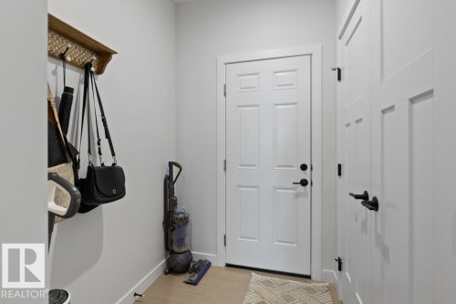 20876 131 Avenue, Edmonton, AB - Indoor Photo Showing Other Room