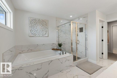 20876 131 Avenue, Edmonton, AB - Indoor Photo Showing Bathroom