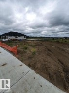 9 HAYFIELD Grove Ardrossan, AB T8E 0A8