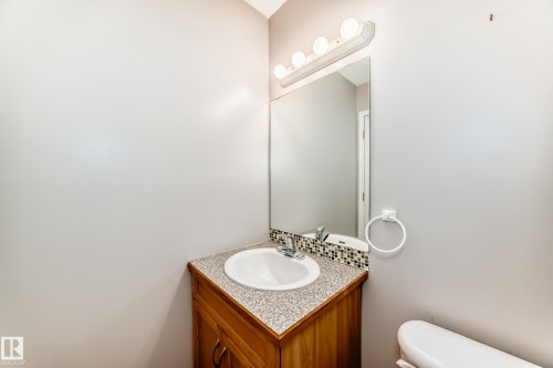 11609 125 Street, Edmonton, AB - Indoor Photo Showing Bathroom