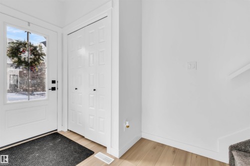 Unit 9 1910 Collip View, Edmonton, AB - Indoor Photo Showing Other Room