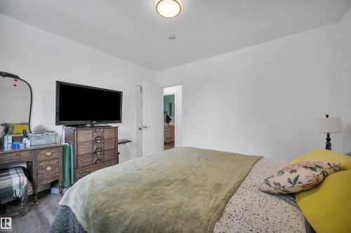 12436 75 Street, Edmonton, AB - Indoor Photo Showing Bedroom