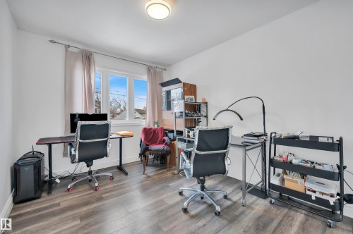 12436 75 Street, Edmonton, AB - Indoor Photo Showing Office