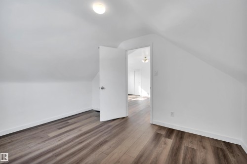 12436 75 Street, Edmonton, AB - Indoor Photo Showing Other Room