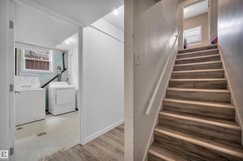 12436 75 Street, Edmonton, AB - Indoor Photo Showing Laundry Room