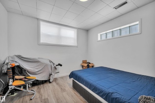 12436 75 Street, Edmonton, AB - Indoor Photo Showing Bedroom