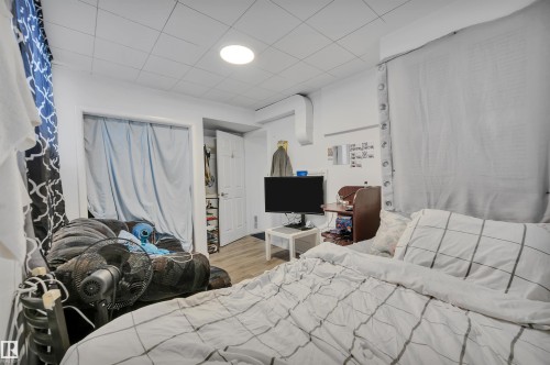 12436 75 Street, Edmonton, AB - Indoor Photo Showing Bedroom