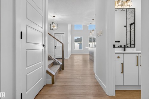 17 Hull Wynd, Spruce Grove, AB - Indoor Photo Showing Other Room