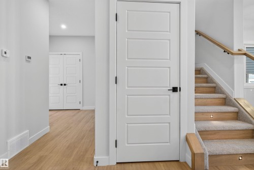 17 Hull Wynd, Spruce Grove, AB - Indoor Photo Showing Other Room