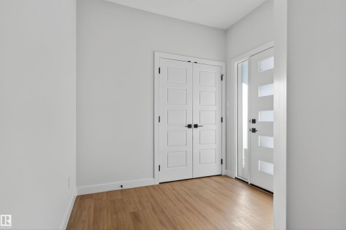 19 Hull Wynd, Spruce Grove, AB - Indoor Photo Showing Other Room