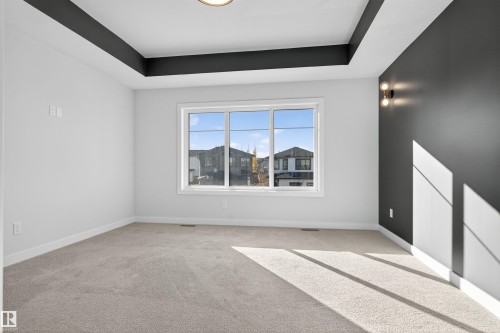 19 Hull Wynd, Spruce Grove, AB - Indoor Photo Showing Other Room