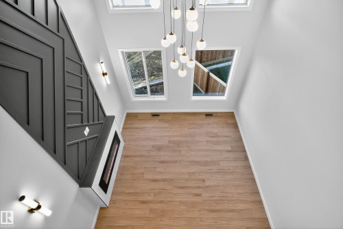 19 Hull Wynd, Spruce Grove, AB - Indoor Photo Showing Other Room