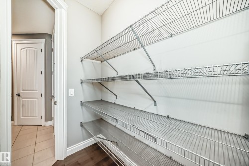 1921 33 Street, Edmonton, AB - Indoor With Storage